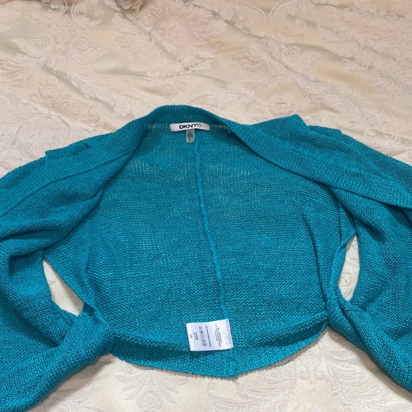 DKNYC Turquoise linen blend shrug - Picture 2 of 7